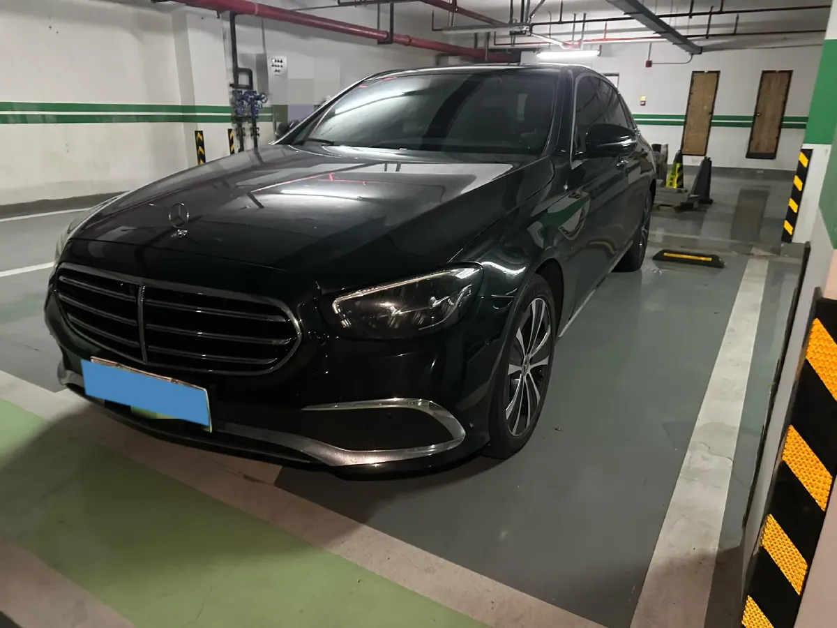2021 Mercedes-Benz E Class 2.0T 211HP L4 9AT PHEV 25.4KWH,autocango,china used car exporter,china ev exporter,chinese used car exporter,chinese used ev exporter