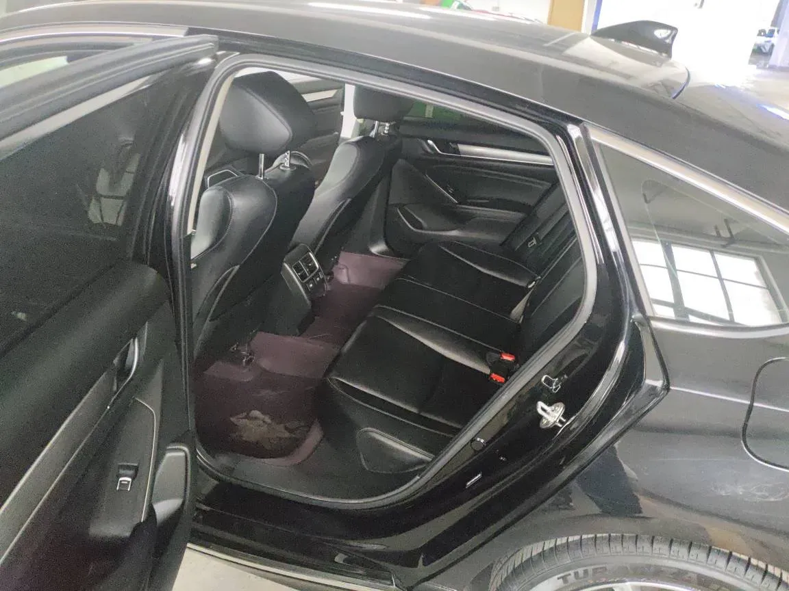 2022 Honda Accord 1.5T 194HP L4 CVT,autocango,china used car exporter,china ev exporter,chinese used car exporter,chinese used ev exporter