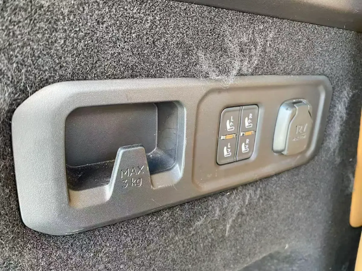 2021 Buick GL8 2.0T 237HP L4 9AT,autocango,china used car exporter,china ev exporter,chinese used car exporter,chinese used ev exporter