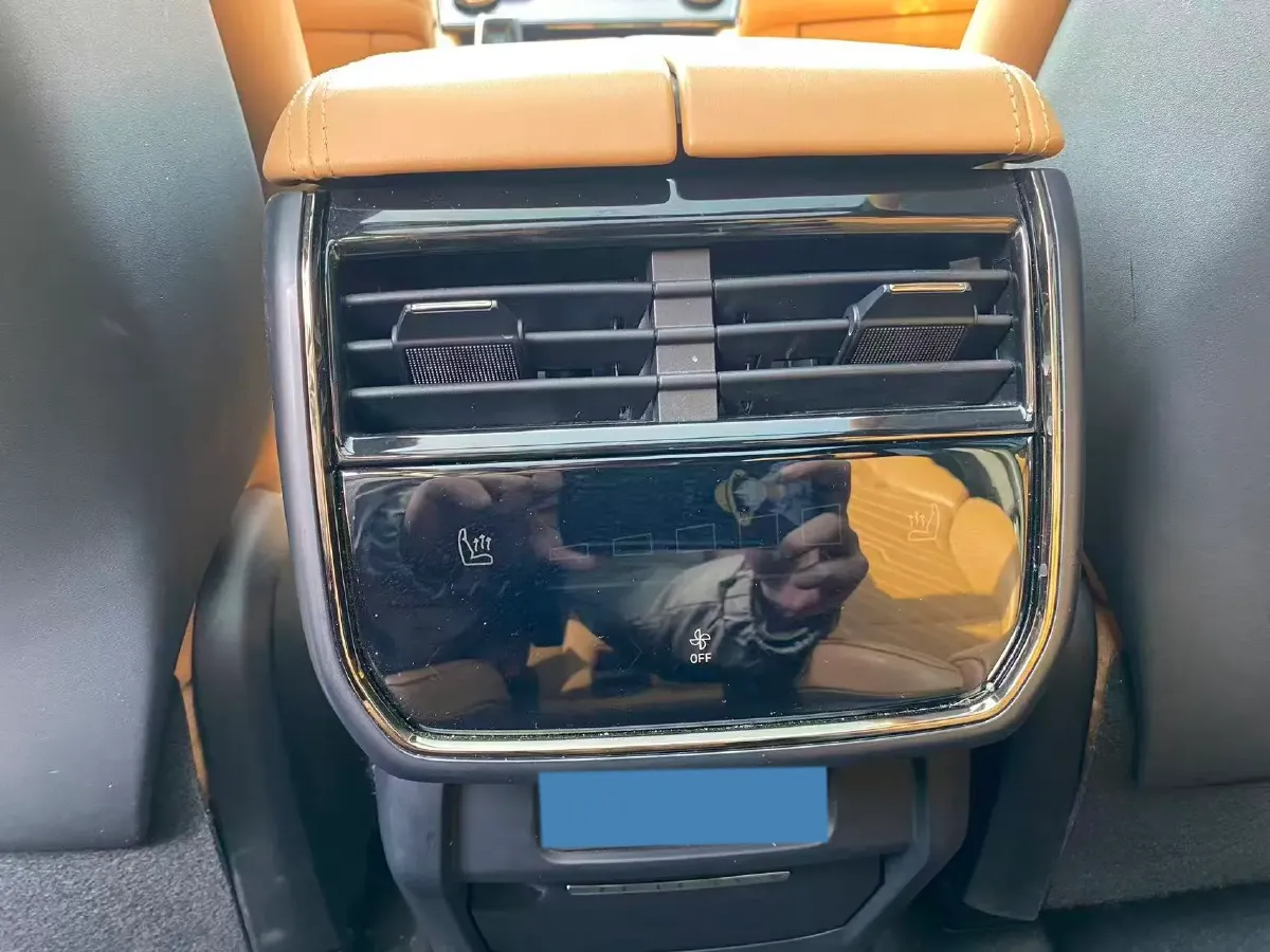 2021 Buick GL8 2.0T 237HP L4 9AT,autocango,china used car exporter,china ev exporter,chinese used car exporter,chinese used ev exporter