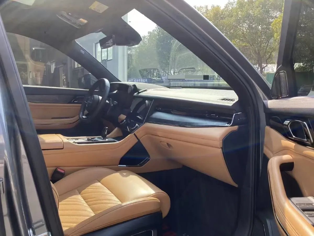 2021 Buick GL8 2.0T 237HP L4 9AT,autocango,china used car exporter,china ev exporter,chinese used car exporter,chinese used ev exporter