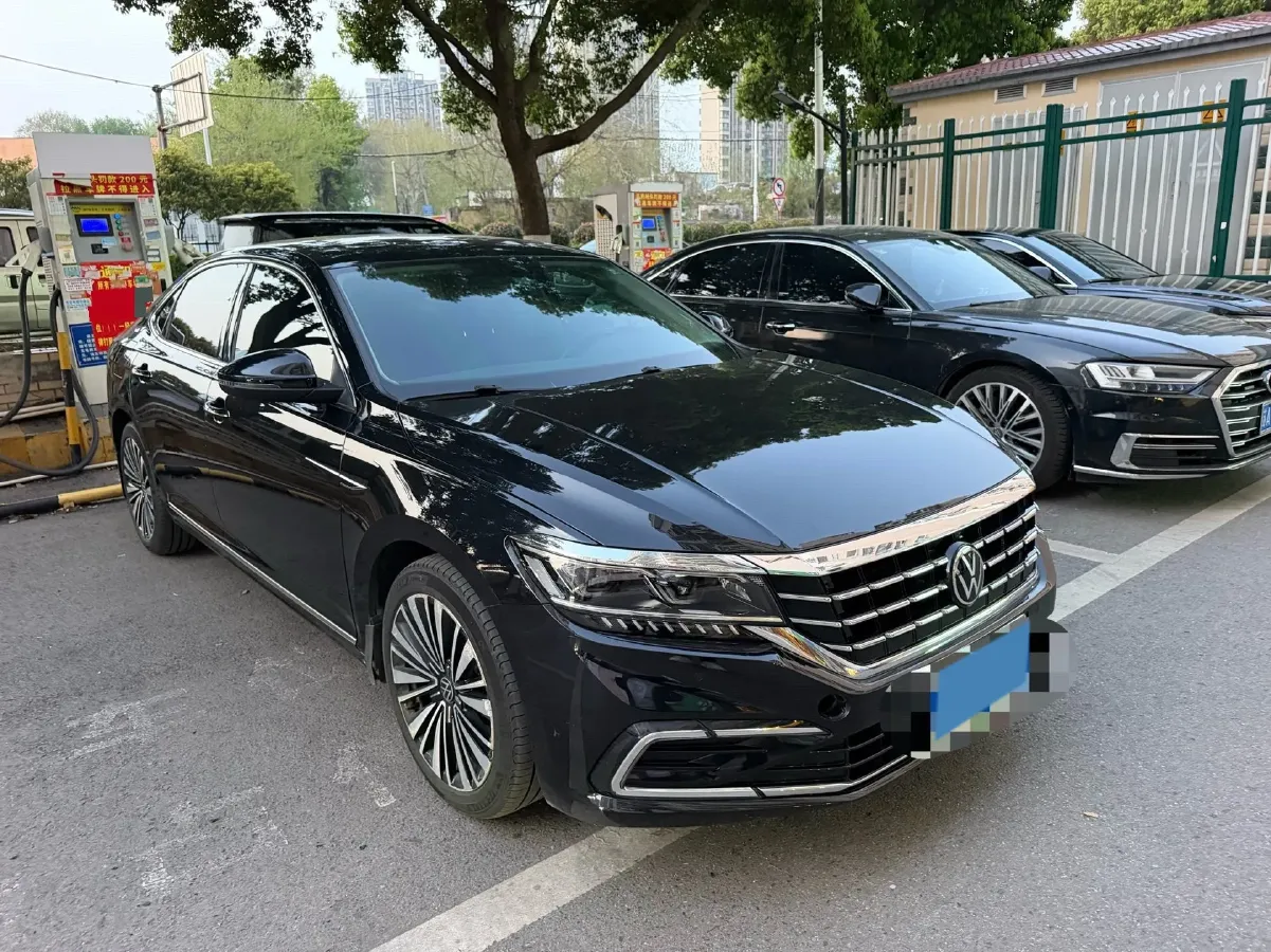 2021 Volkswagen Passat 2.0T 186HP L4 7DCT,autocango,china used car exporter,china ev exporter,chinese used car exporter,chinese used ev exporter