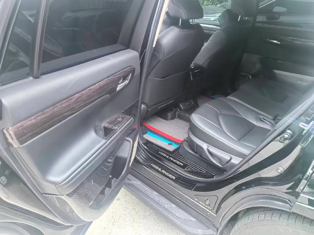 2023 Toyota Highlander 2.5L 189HP L4 E-CVT Hybrid,autocango,china used car exporter,china ev exporter,chinese used car exporter,chinese used ev exporter