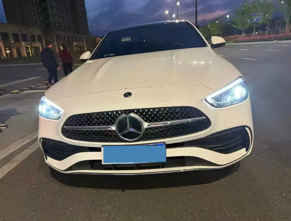 2025 Mercedes-Benz C Class 1.5T 204HP L4 9AT,autocango,china used car exporter,china ev exporter,chinese used car exporter,chinese used ev exporter