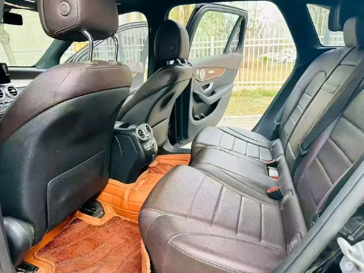 2021 Mercedes-Benz GLC Class 2.0T 258HP L4 9AT,autocango,china used car exporter,china ev exporter,chinese used car exporter,chinese used ev exporter