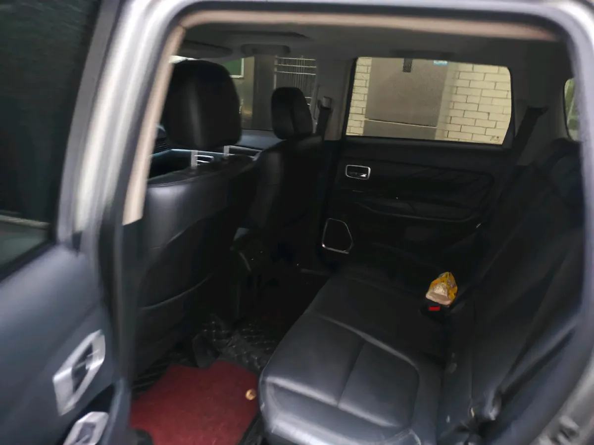 2019 Mitsubishi Outlander 2.4L 192HP L4 CVT,autocango,china used car exporter,china ev exporter,chinese used car exporter,chinese used ev exporter