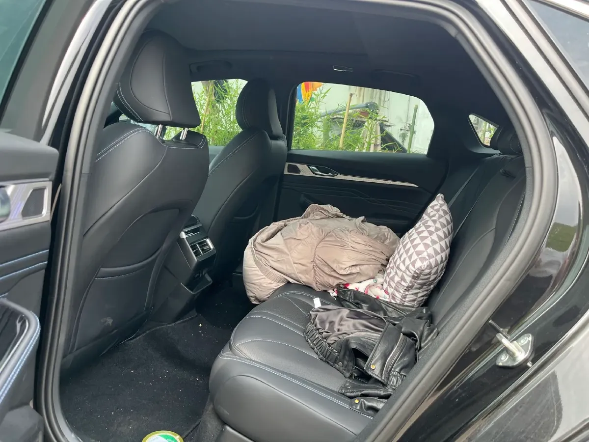 2023 Geely Preface 1.5T 181HP L4 7DCT,autocango,china used car exporter,china ev exporter,chinese used car exporter,chinese used ev exporter