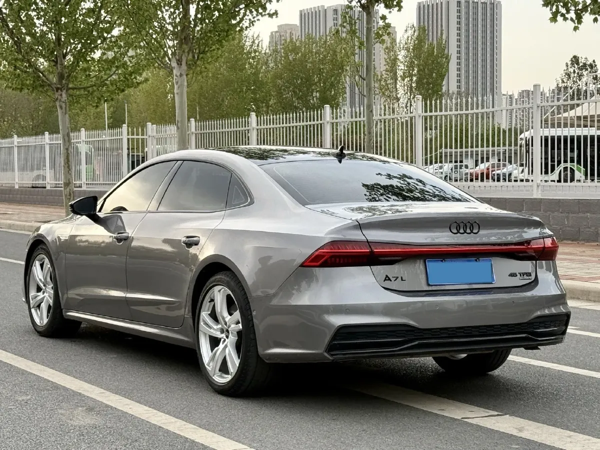 2022 Jeep Wrangler 2.0T 266HP L4 8AT,autocango,china used car exporter,china ev exporter,chinese used car exporter,chinese used ev exporter