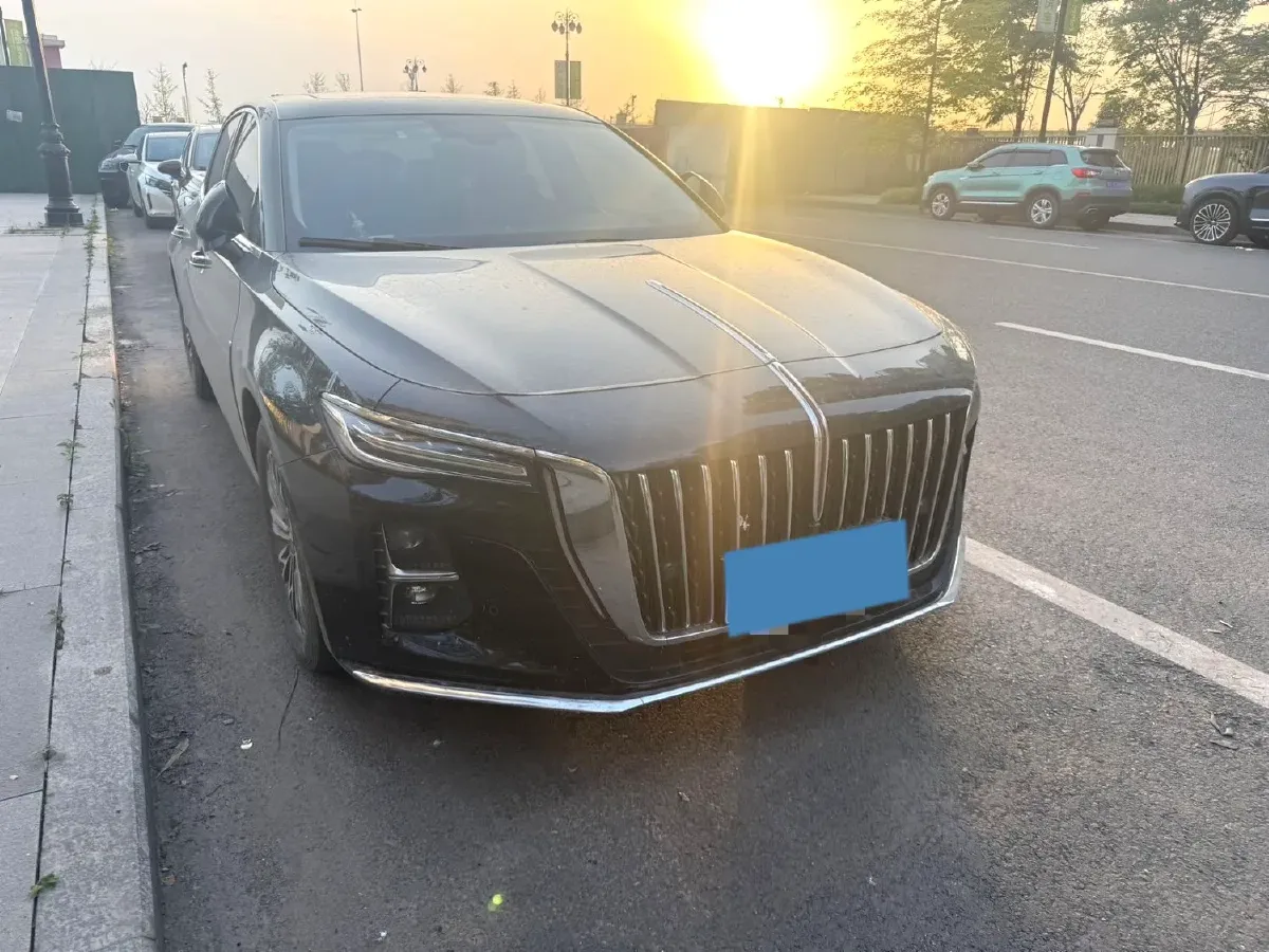 2023 HongQi H5 1.5T 169HP L4 7DCT,autocango,china used car exporter,china ev exporter,chinese used car exporter,chinese used ev exporter