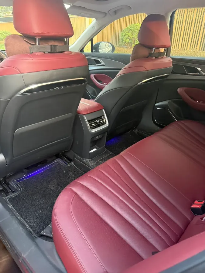 2023 HongQi H5 1.5T 169HP L4 7DCT,autocango,china used car exporter,china ev exporter,chinese used car exporter,chinese used ev exporter