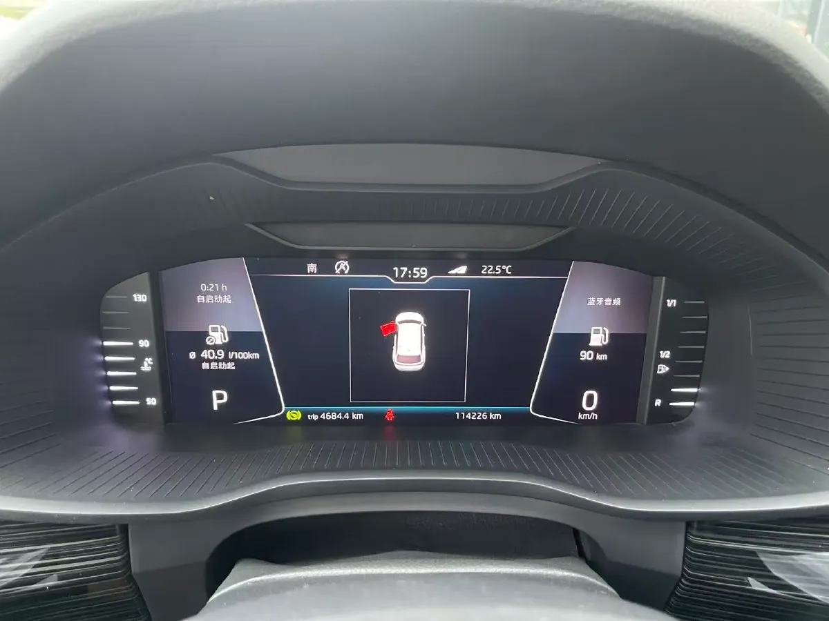 2019 Skoda Superb 2.0T 220HP L4 7DCT,autocango,china used car exporter,china ev exporter,chinese used car exporter,chinese used ev exporter