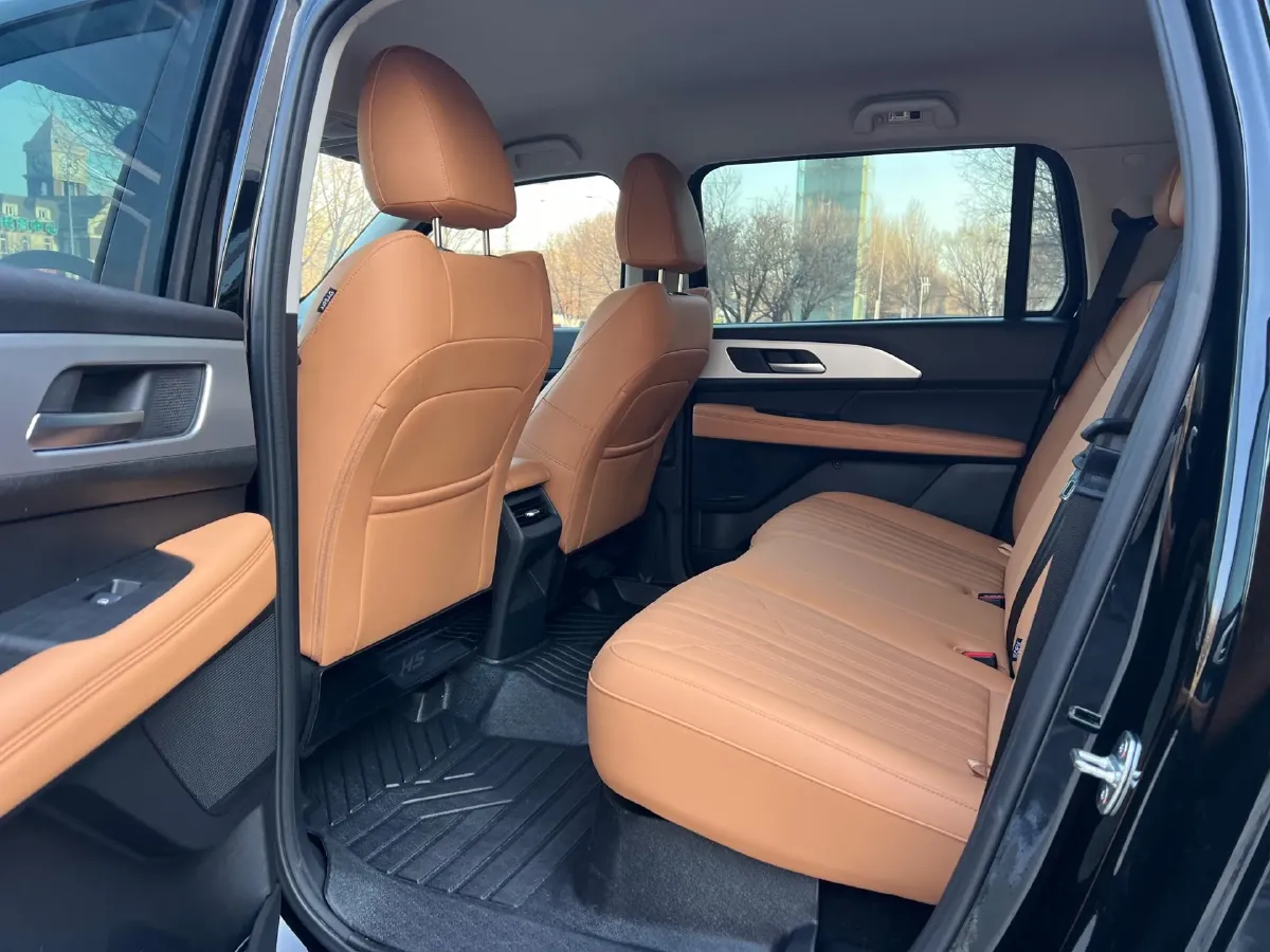 2025 Haval H5 2.0T 224HP L4 8AT,autocango,china used car exporter,china ev exporter,chinese used car exporter,chinese used ev exporter