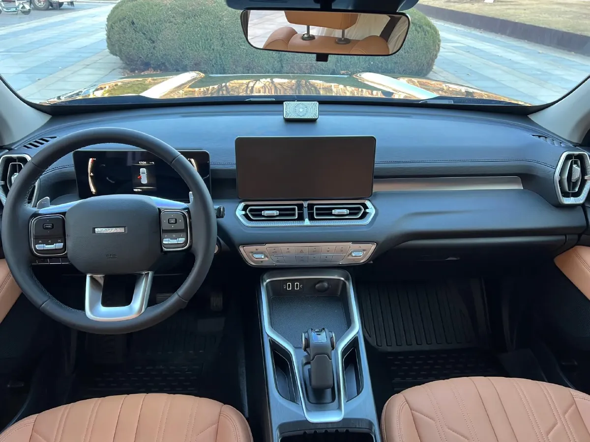 2025 Haval H5 2.0T 224HP L4 8AT,autocango,china used car exporter,china ev exporter,chinese used car exporter,chinese used ev exporter