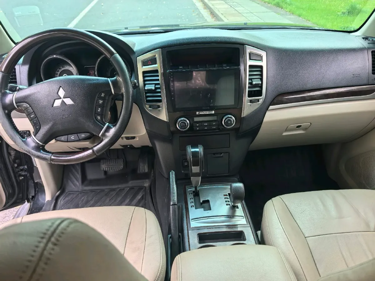 2017 Honda Jade 1.8L 141HP L4 5AT,autocango,china used car exporter,china ev exporter,chinese used car exporter,chinese used ev exporter