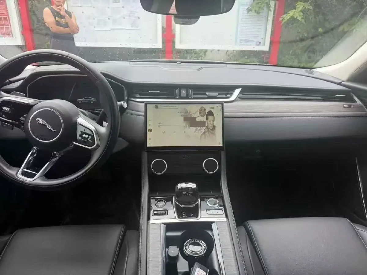 2023 Jaguar XFL 2.0T 250HP L4 8AT,autocango,china used car exporter,china ev exporter,chinese used car exporter,chinese used ev exporter