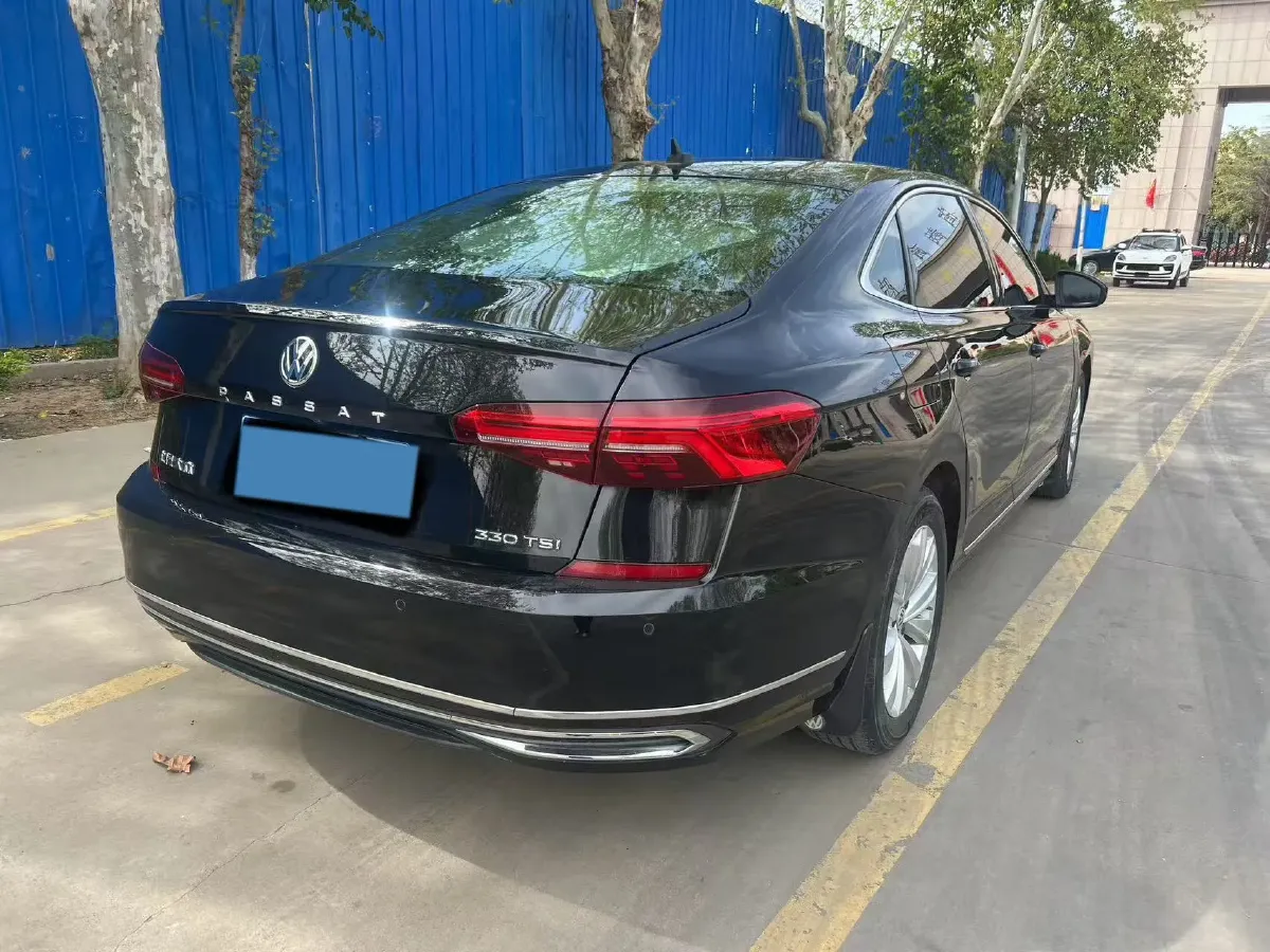 2020 Volkswagen Passat 2.0T 186HP L4 7DCT,autocango,china used car exporter,china ev exporter,chinese used car exporter,chinese used ev exporter
