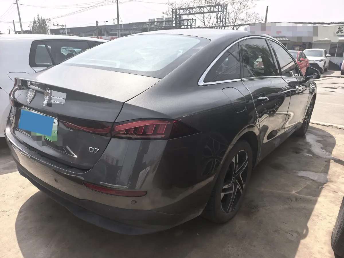 2023 Roewe D7 1.5L 112HP L4 1DHT PHEV 21.4KWH,autocango,china used car exporter,china ev exporter,chinese used car exporter,chinese used ev exporter
