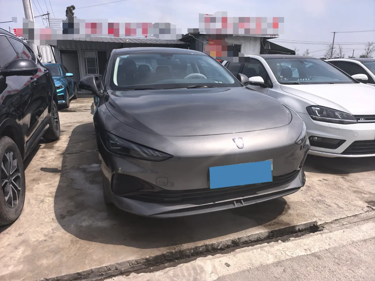 2023 Roewe D7 1.5L 112HP L4 1DHT PHEV 21.4KWH,autocango,china used car exporter,china ev exporter,chinese used car exporter,chinese used ev exporter