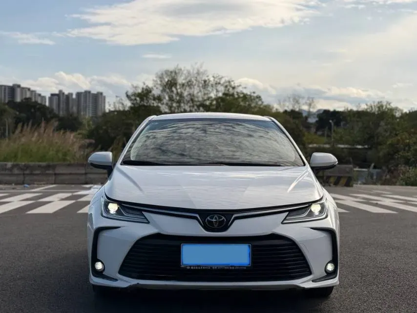 2021 Toyota Corolla 1.2T 116HP L4 CVT,autocango,china used car exporter,china ev exporter,chinese used car exporter,chinese used ev exporter