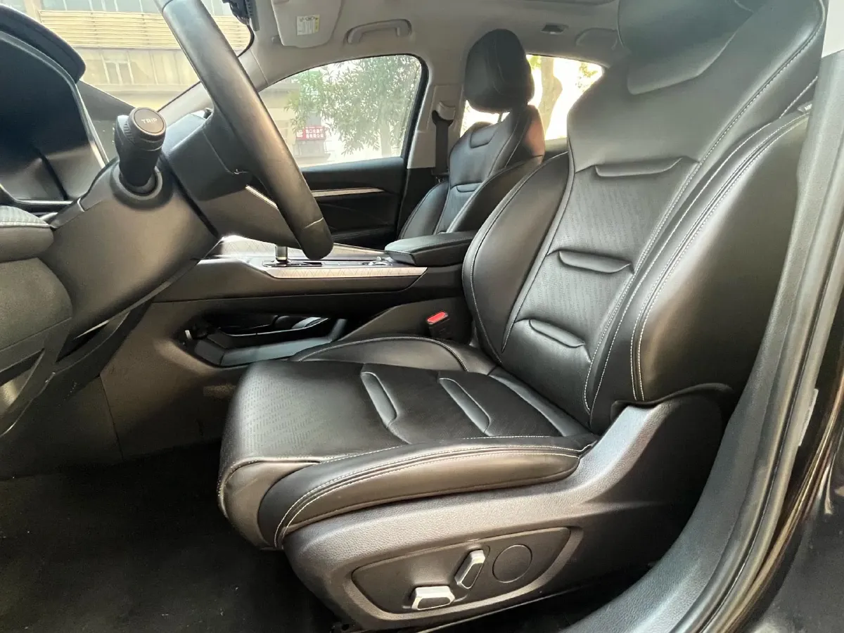 2021 Geely Preface 2.0T 190HP L4 7DCT,autocango,china used car exporter,china ev exporter,chinese used car exporter,chinese used ev exporter