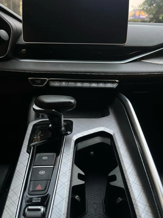 2021 Geely Preface 2.0T 190HP L4 7DCT,autocango,china used car exporter,china ev exporter,chinese used car exporter,chinese used ev exporter