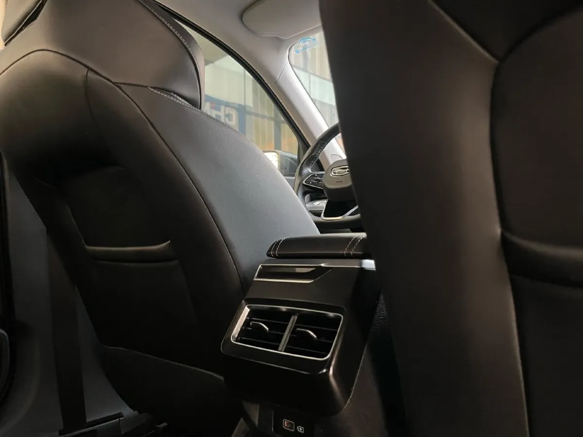 2021 Geely Preface 2.0T 190HP L4 7DCT,autocango,china used car exporter,china ev exporter,chinese used car exporter,chinese used ev exporter