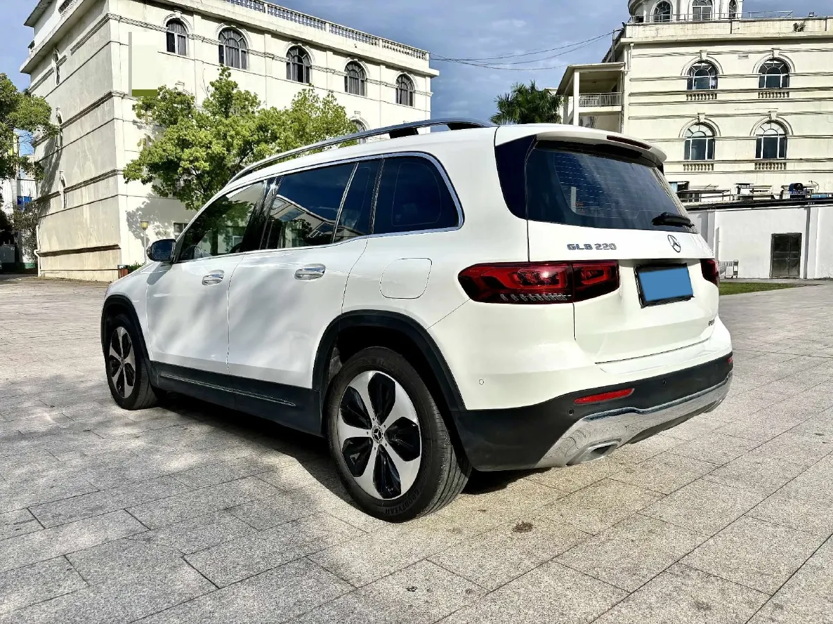 2023 Mercedes-Benz GLB Class 2.0T 190HP L4 8DCT,autocango,china used car exporter,china ev exporter,chinese used car exporter,chinese used ev exporter