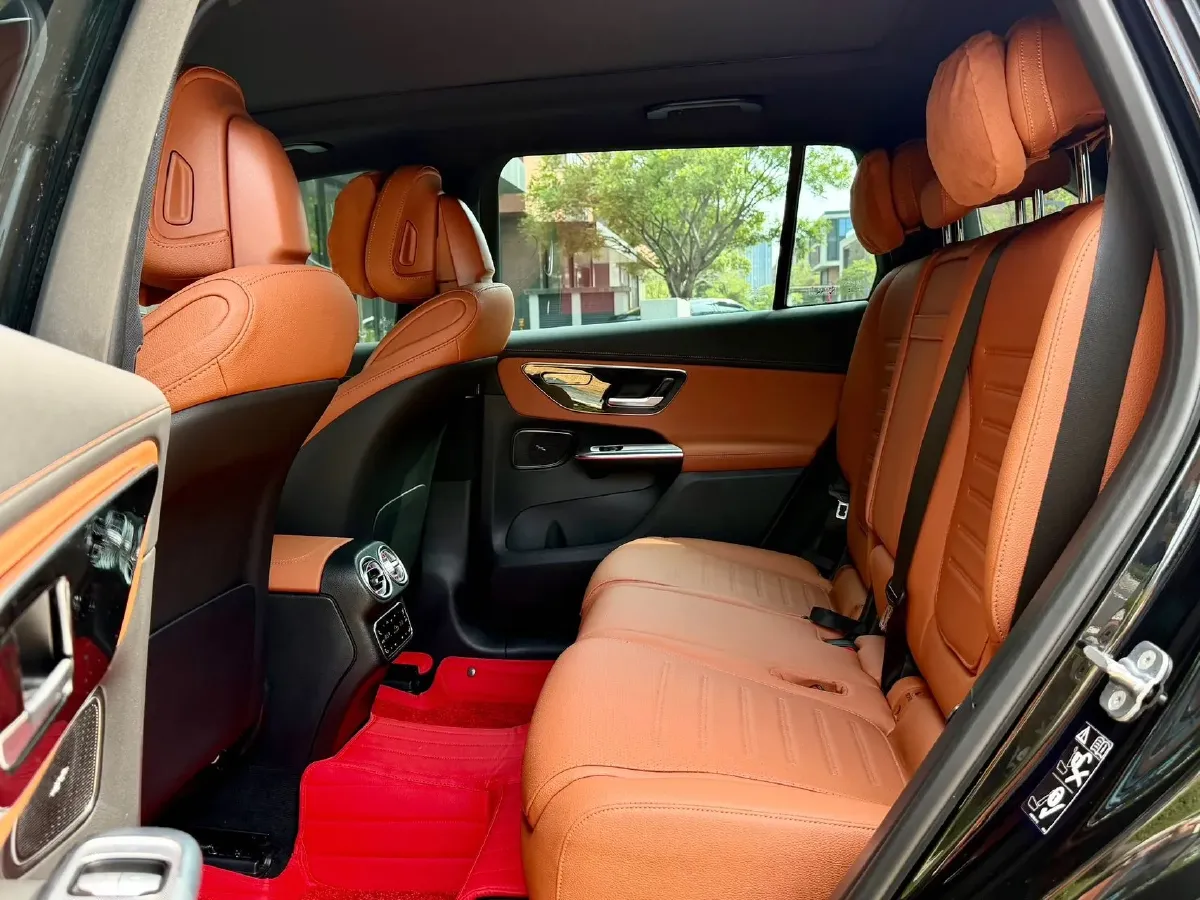 2023 Mercedes-Benz GLC Class 2.0T 204HP L4 9AT,autocango,china used car exporter,china ev exporter,chinese used car exporter,chinese used ev exporter