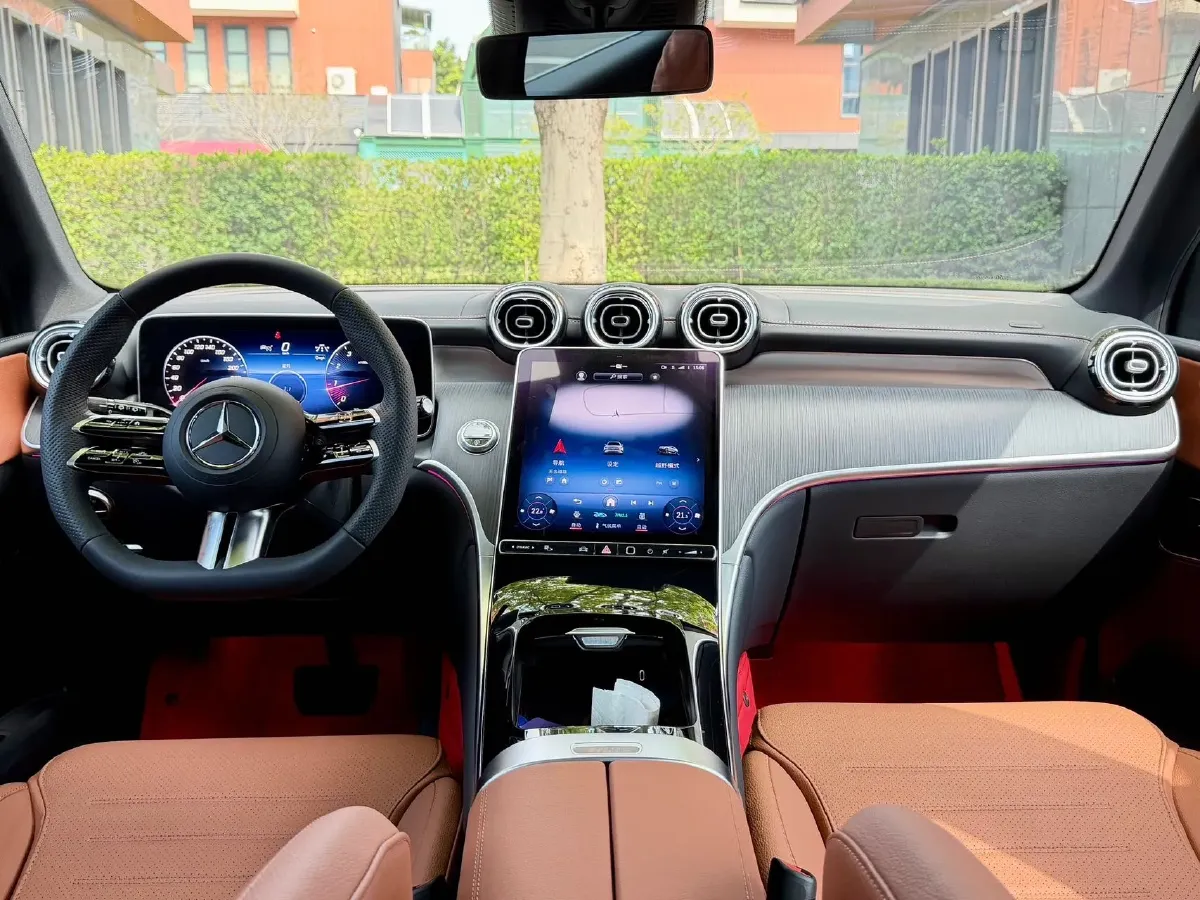 2023 Mercedes-Benz GLC Class 2.0T 204HP L4 9AT,autocango,china used car exporter,china ev exporter,chinese used car exporter,chinese used ev exporter