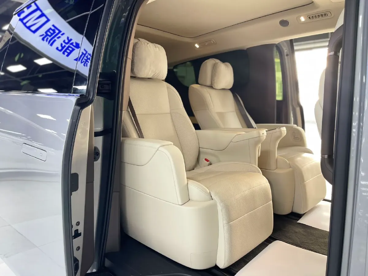 2024 Li MEGA BEV 102.7KWH,autocango,china used car exporter,china ev exporter,chinese used car exporter,chinese used ev exporter