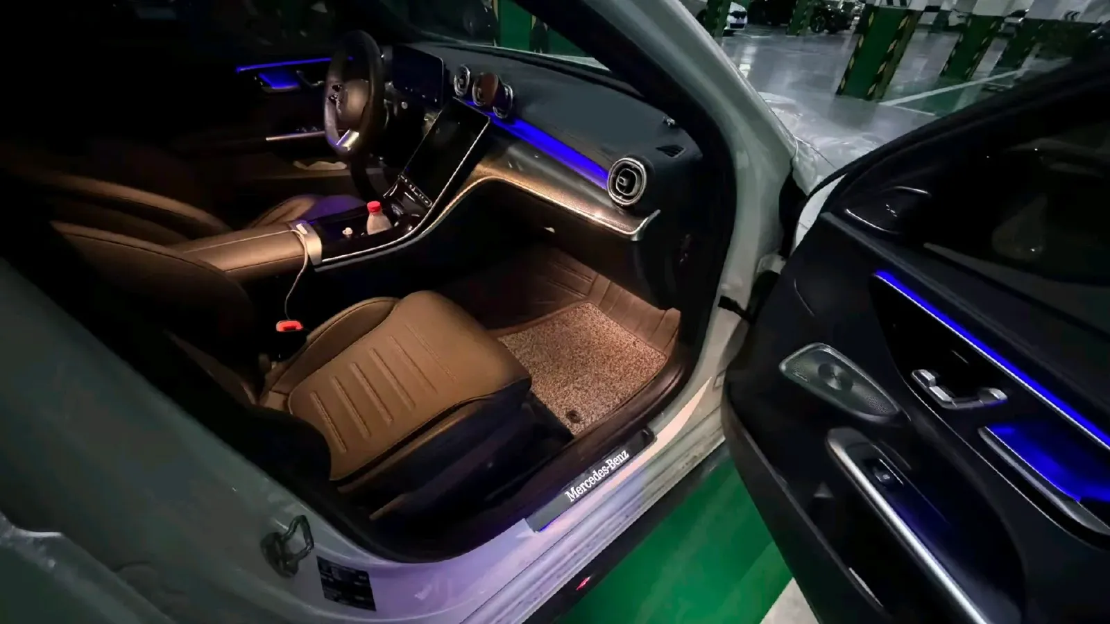 2023 Mercedes-Benz C Class 1.5T 204HP L4 9AT,autocango,china used car exporter,china ev exporter,chinese used car exporter,chinese used ev exporter