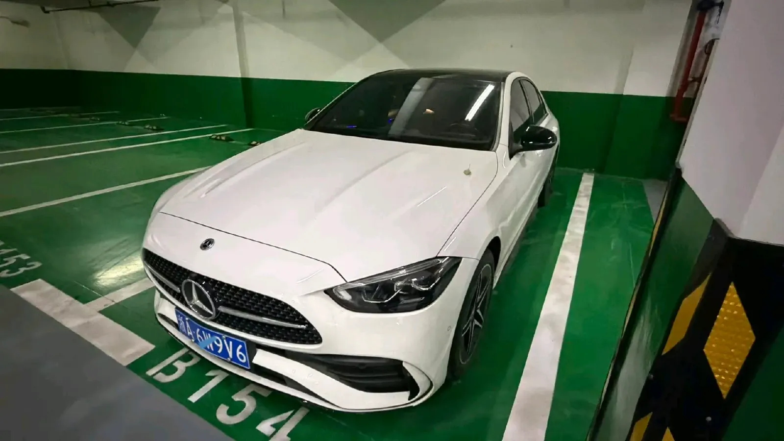 2023 Mercedes-Benz C Class 1.5T 204HP L4 9AT,autocango,china used car exporter,china ev exporter,chinese used car exporter,chinese used ev exporter