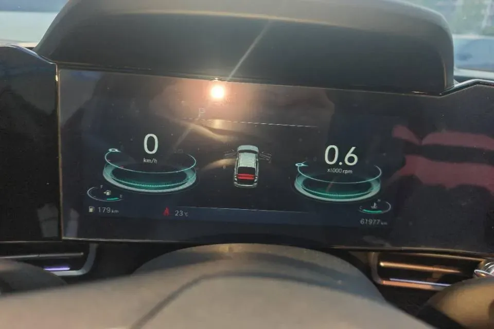 2021 Hyundai Elantra 1.5L 115HP L4 CVT,autocango,china used car exporter,china ev exporter,chinese used car exporter,chinese used ev exporter