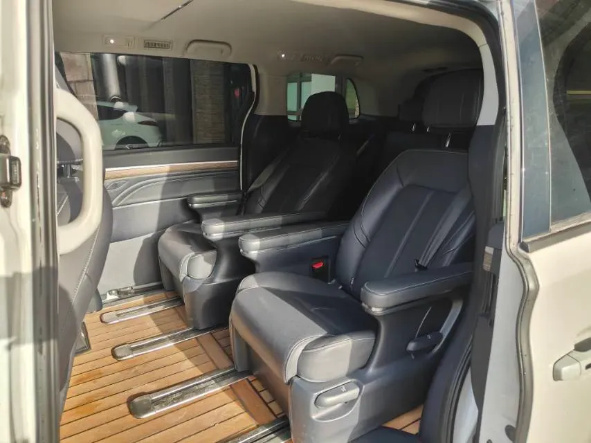 2023 GAC Trumpchi M8 2.0T 252HP L4 8AT,autocango,china used car exporter,china ev exporter,chinese used car exporter,chinese used ev exporter