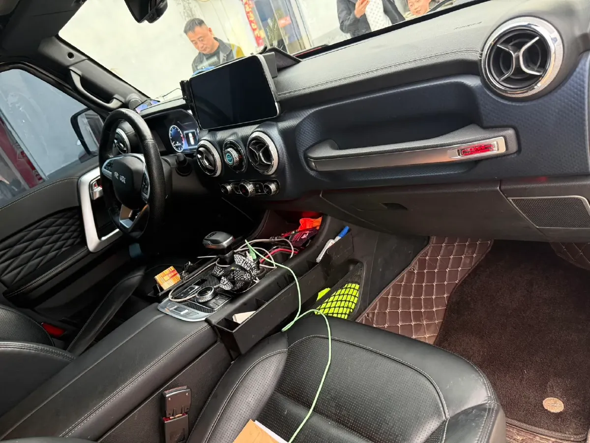 2021 Beijing BJ40 2.0T 224HP L4 8AT,autocango,china used car exporter,china ev exporter,chinese used car exporter,chinese used ev exporter