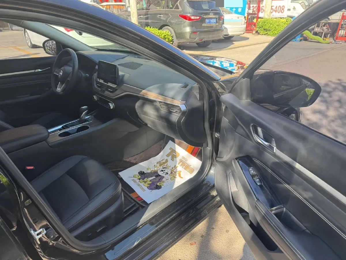 2024 Toyota RAV4 2.0L 171HP L4 CVT,autocango,china used car exporter,china ev exporter,chinese used car exporter,chinese used ev exporter