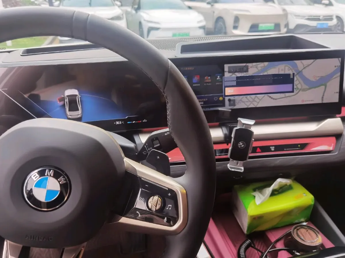 2024 BMW 5 Series 2.0T 258HP L4 8AT,autocango,china used car exporter,china ev exporter,chinese used car exporter,chinese used ev exporter