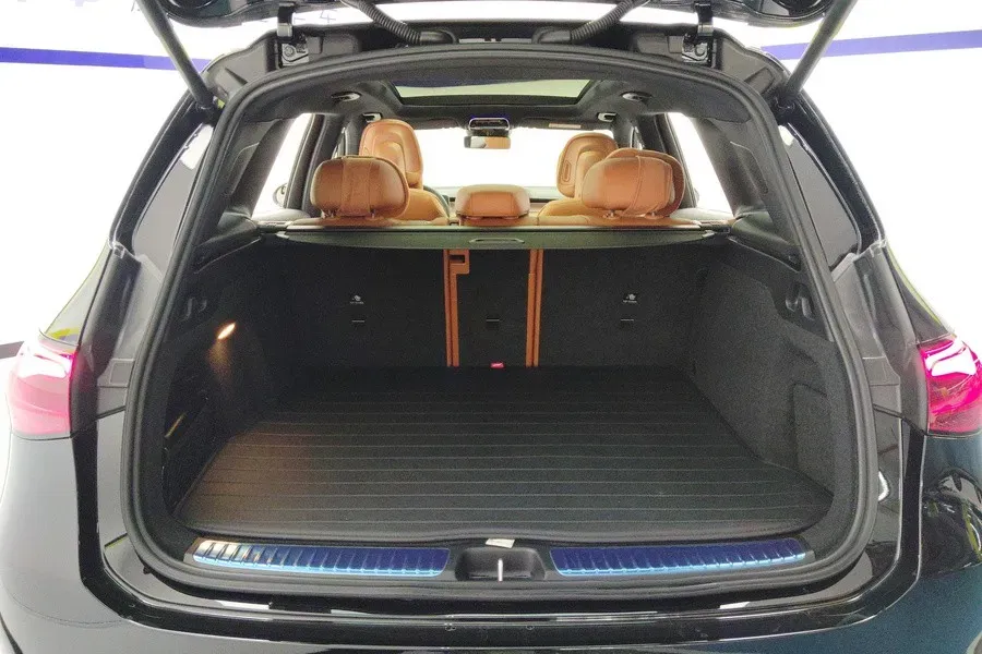 2024 Mercedes-Benz GLC Class 2.0T 258HP L4 9AT,autocango,china used car exporter,china ev exporter,chinese used car exporter,chinese used ev exporter