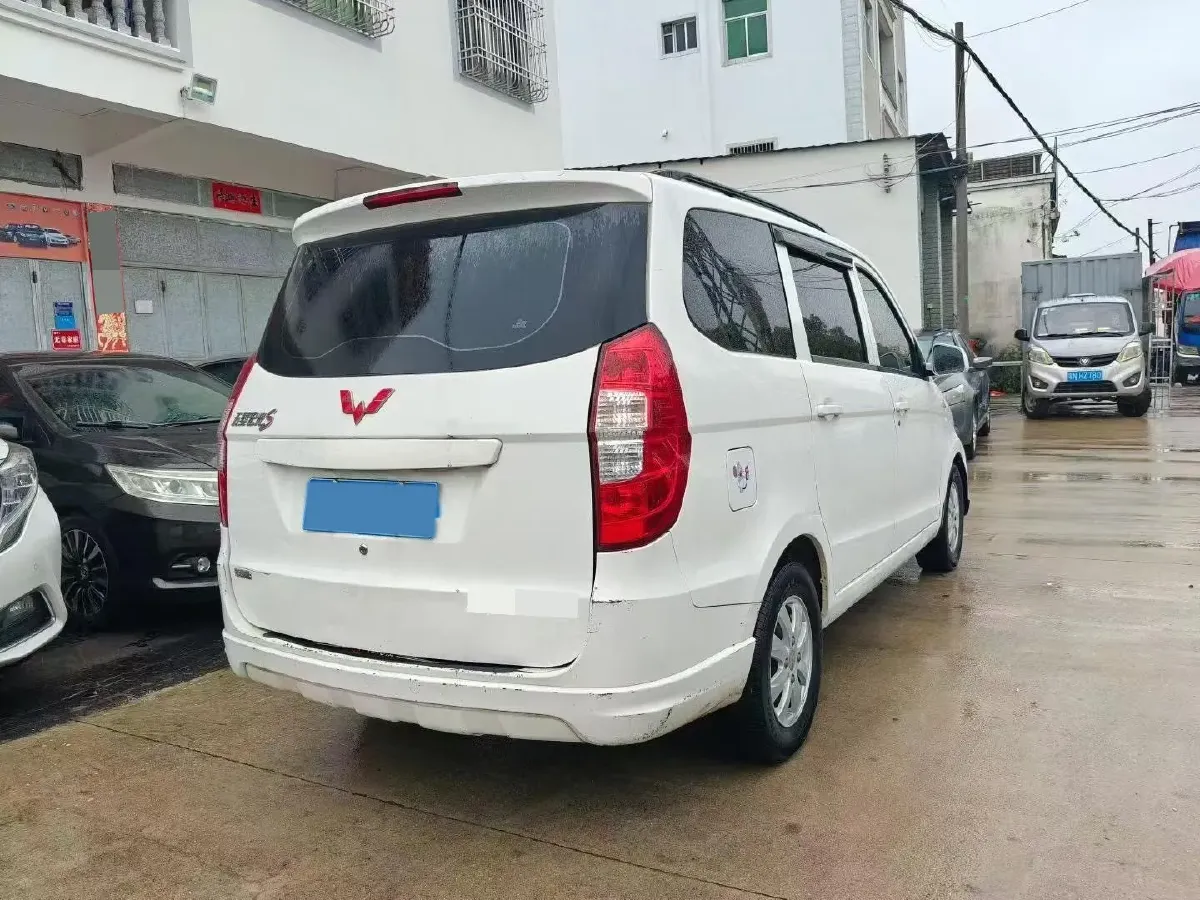 2018 WuLing HongGuang 1.5L 105HP L4 5MT,autocango,china used car exporter,china ev exporter,chinese used car exporter,chinese used ev exporter