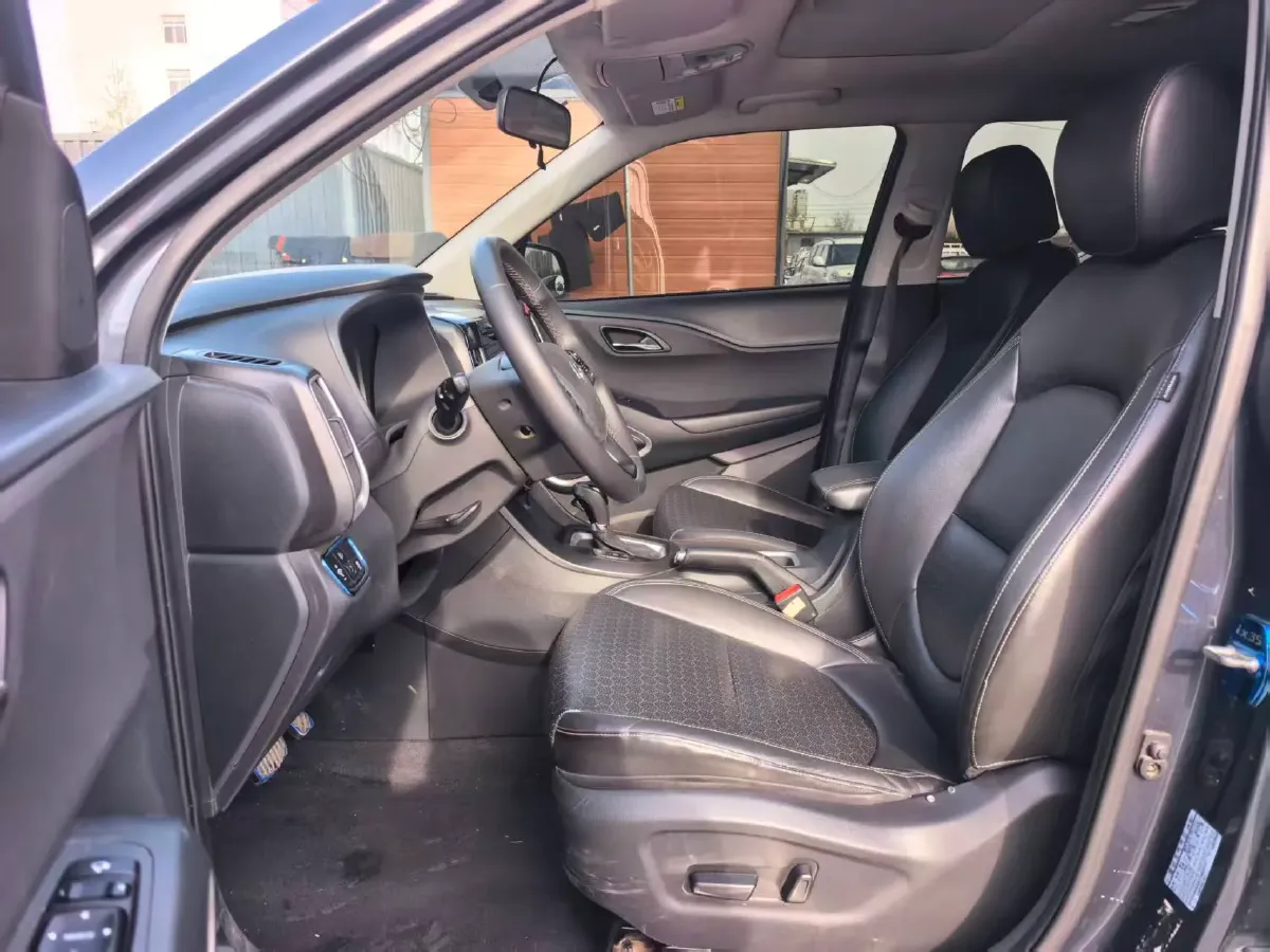 2018 Hyundai ix35 2.0L 160HP L4 6AT,autocango,china used car exporter,china ev exporter,chinese used car exporter,chinese used ev exporter