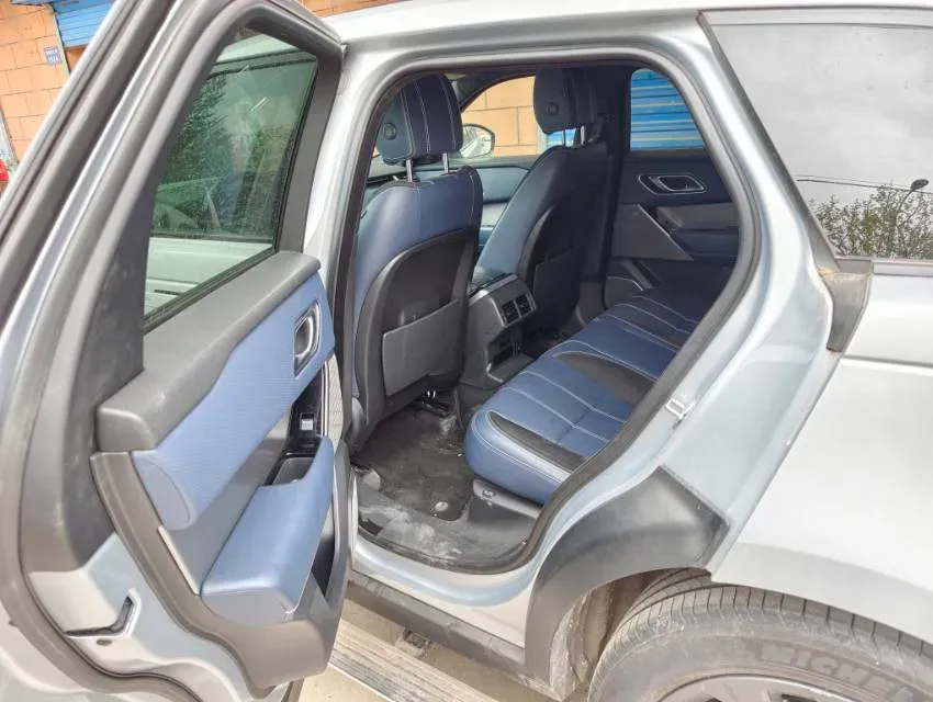 2021 Land Rover Range Rover Velar 3.0T 340HP L6 8AT,autocango,china used car exporter,china ev exporter,chinese used car exporter,chinese used ev exporter