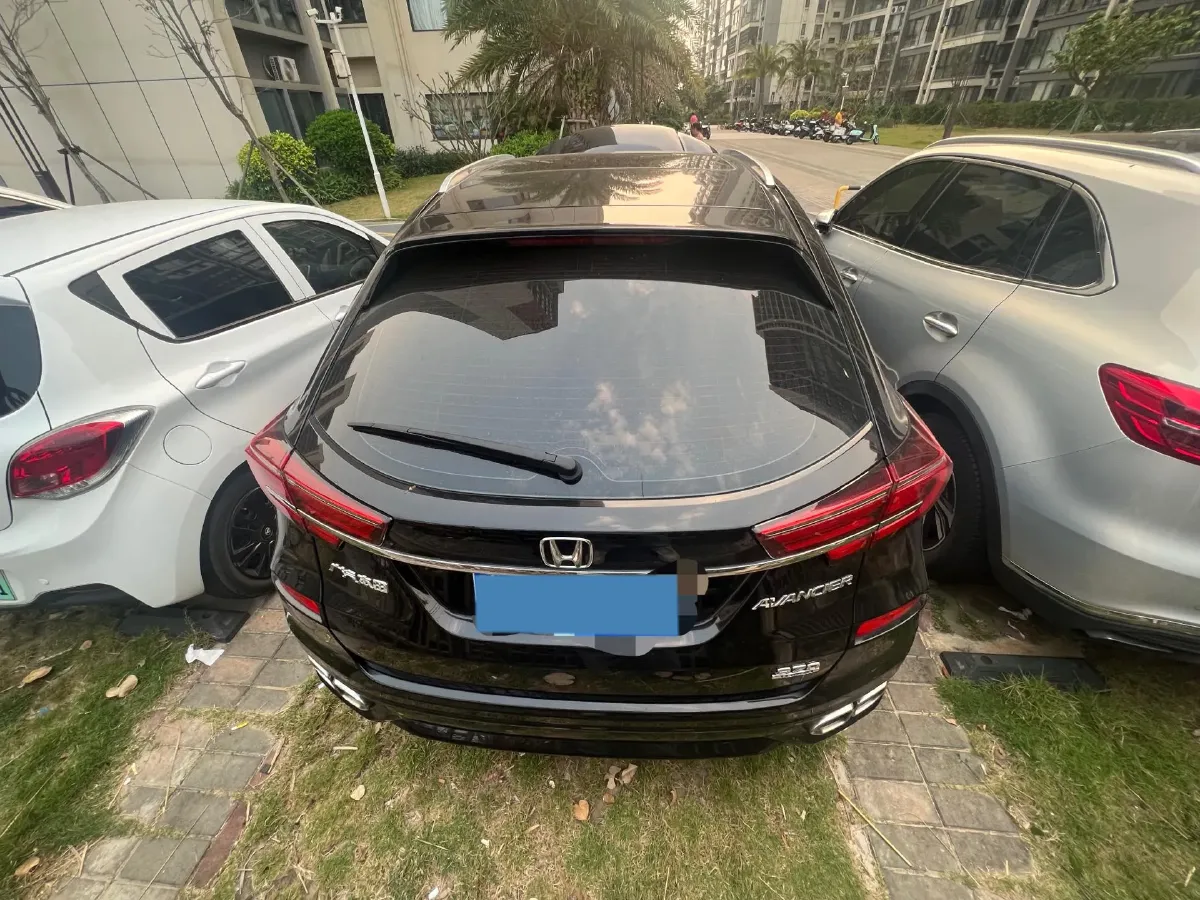 2020 Honda Avancier 2.0T 272HP L4 9AT,autocango,china used car exporter,china ev exporter,chinese used car exporter,chinese used ev exporter
