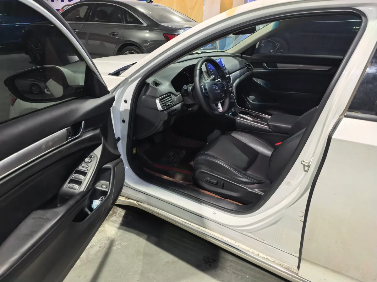 2018 Honda Accord 1.5T 194HP L4 CVT,autocango,china used car exporter,china ev exporter,chinese used car exporter,chinese used ev exporter