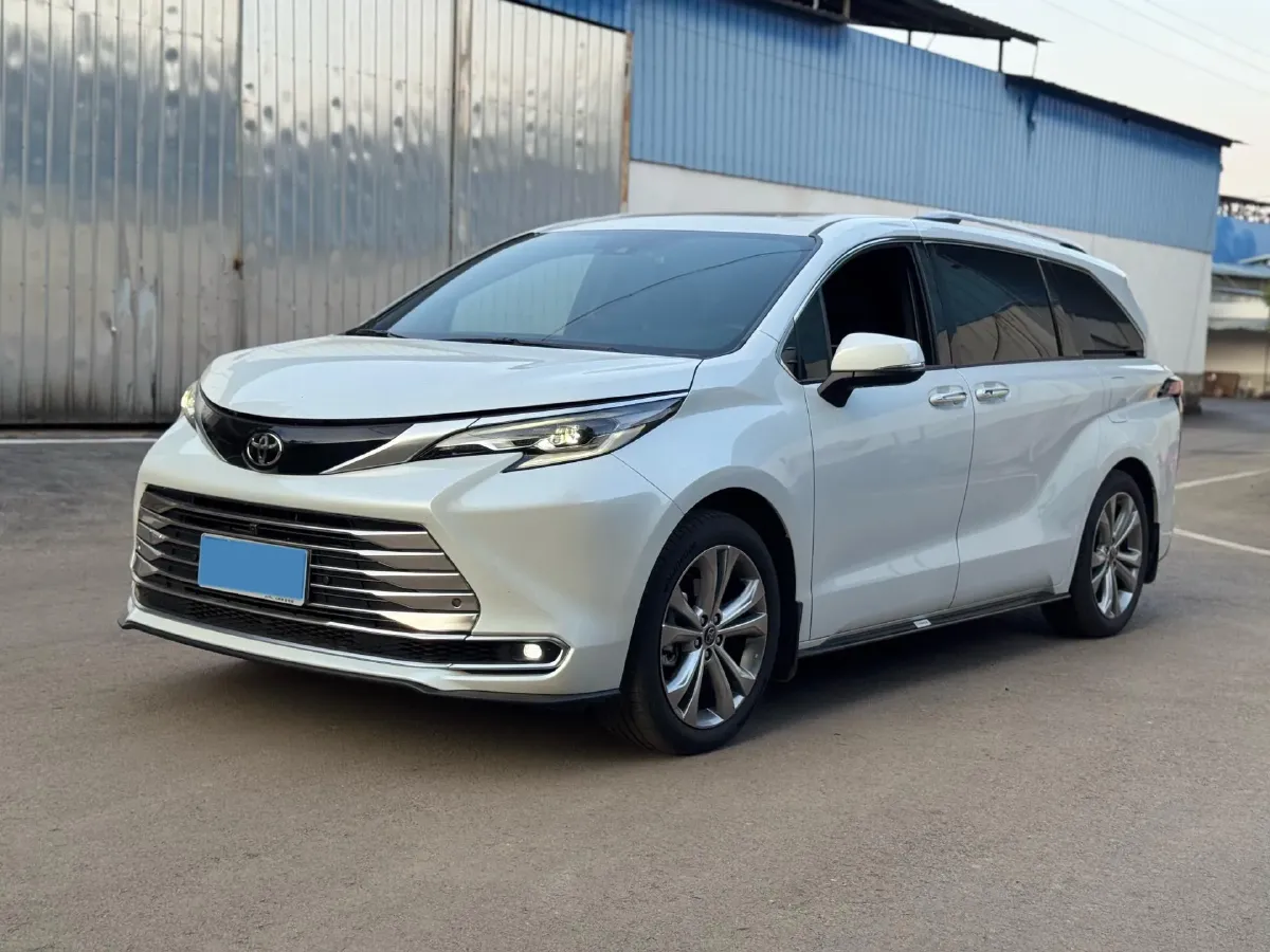 2024 Toyota Sienna 2.5L 189HP L4 E-CVT Hybrid,autocango,china used car exporter,china ev exporter,chinese used car exporter,chinese used ev exporter