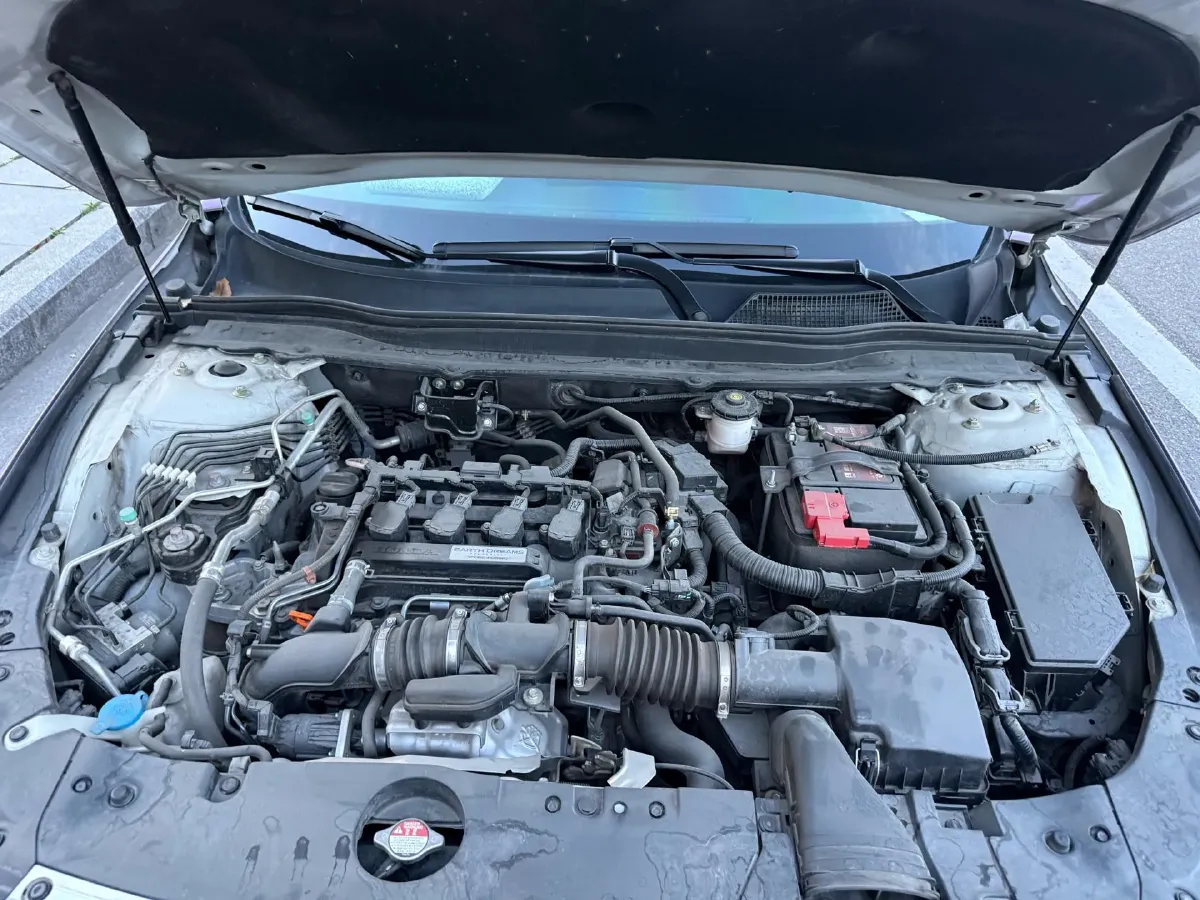 2022 Honda Accord 1.5T 194HP L4 CVT,autocango,china used car exporter,china ev exporter,chinese used car exporter,chinese used ev exporter