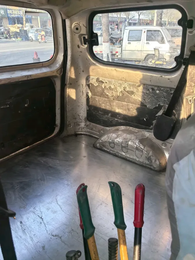 2019 WuLing HongGuang V 1.5L 99HP L4 6MT,autocango,china used car exporter,china ev exporter,chinese used car exporter,chinese used ev exporter