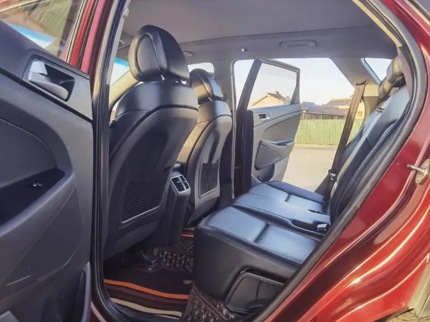 2018 Hyundai Tucson 1.6T 177HP L4 7DCT,autocango,china used car exporter,china ev exporter,chinese used car exporter,chinese used ev exporter