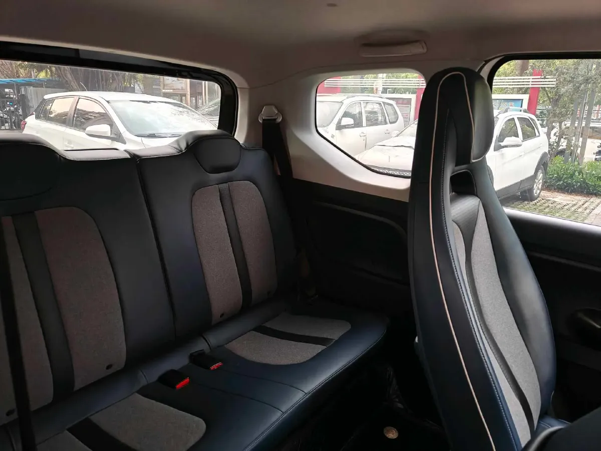 2022 WuLing HongGuang MINI EV BEV 26.5KWH,autocango,china used car exporter,china ev exporter,chinese used car exporter,chinese used ev exporter