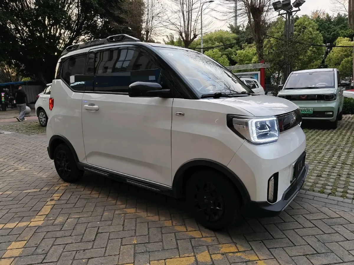 2022 WuLing HongGuang MINI EV BEV 26.5KWH,autocango,china used car exporter,china ev exporter,chinese used car exporter,chinese used ev exporter