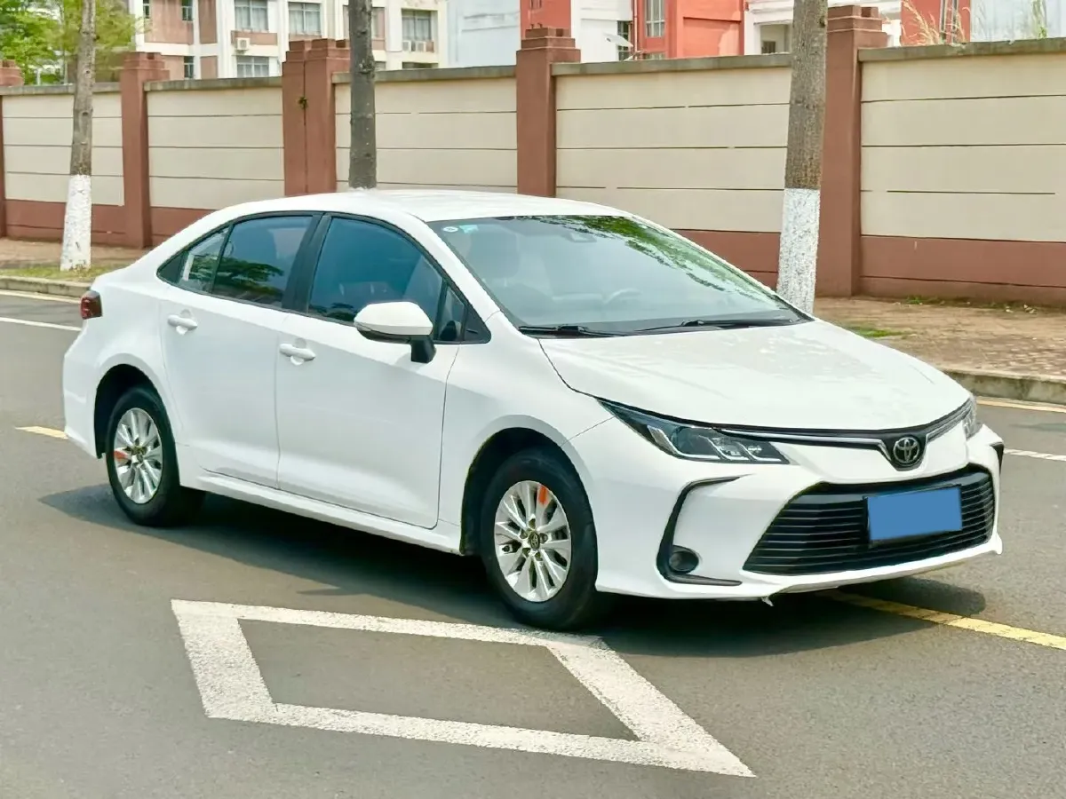 2023 Toyota Corolla 1.2T 116HP L4 CVT,autocango,china used car exporter,china ev exporter,chinese used car exporter,chinese used ev exporter